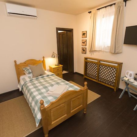 Ratiu House Hotel Turda Luaran gambar