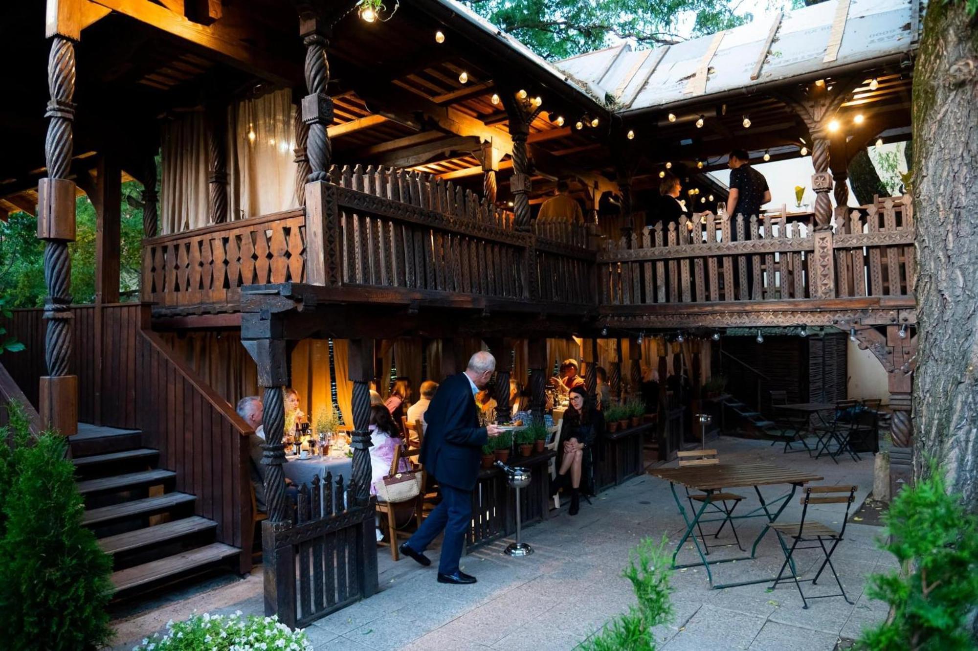 Ratiu House Hotel Turda Luaran gambar